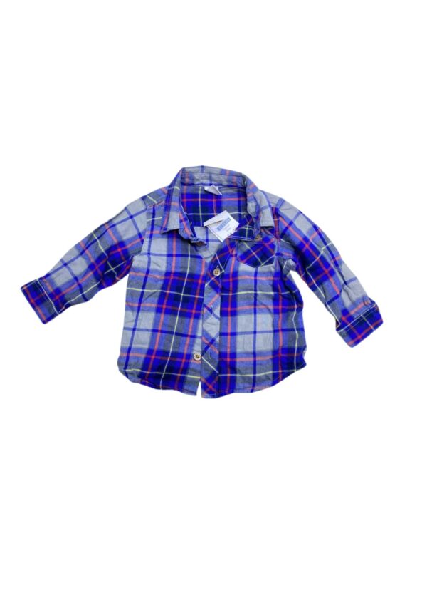 Camisa,Medidas 26cm de ancho y 34cm de largo, Marca Old Navy, Talla 6-12M