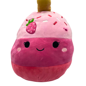 Squizmallow de Pastel de Fresa, Medidas 35cm de ancho y 39cm de largo