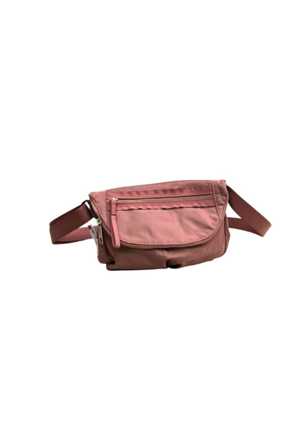 Cartera Rosada, Medidas 33cm de ancho y 22cm de largo
