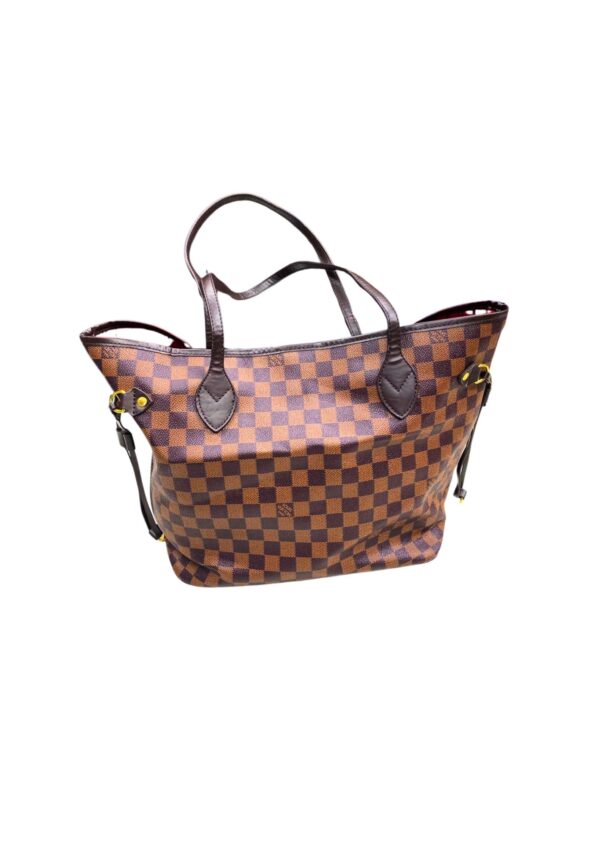 Cartera de  Louis Vouiton , Medidas 43cm de ancho y 29cm de largo