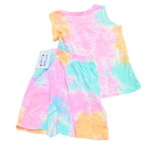 Traje Completo de Colores Nuevo ,Medidas Camisa(27cm de ancho y 38cm de largo) Short( 16cm de ancho y 29cm de largo), Marca SAY IT WITH LOVE, Talla 2T