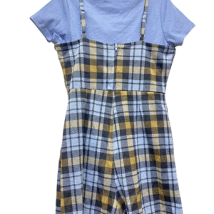 Vestido con Camisa Nuevo ,Medidas camisa(30cm de ancho y 41cm de largo) Vestido(30cm de ancho y 72cm de largo), Marca RARE EDITIONS, Talla 10