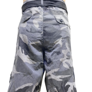 Short Camuflaje Estilo  Comando ,Medidas 52cm de ancho y 62cm de largo, Marca BLUE GEAR, Talla 40
