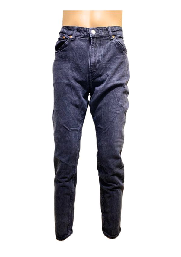 Pantalón Negro, Medidas 44cm de ancho y 105cm de largo, Marca H & M, Talla 36/32