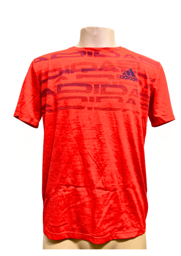 Camisa Roja, Medidas 48cm de ancho y 66cm de largo, Marca ADIDAS, Talla XL(18/20)