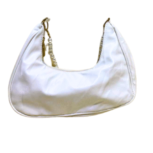 Cartera Blanca, Medidas 27cm de ancho y 20cm de largo
