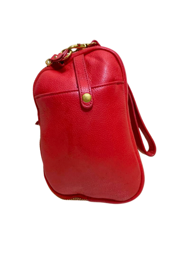 Bolso de mano rojo de emma fox, Medidas 20cm de ancho y 15cm de largo - Imagen 2