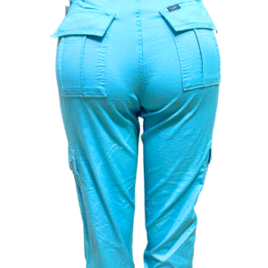 Pantalón Celeste Casual, Nueva, medidas 36cm de ancho y 76cm de largo, Marca LEE, Talla 2