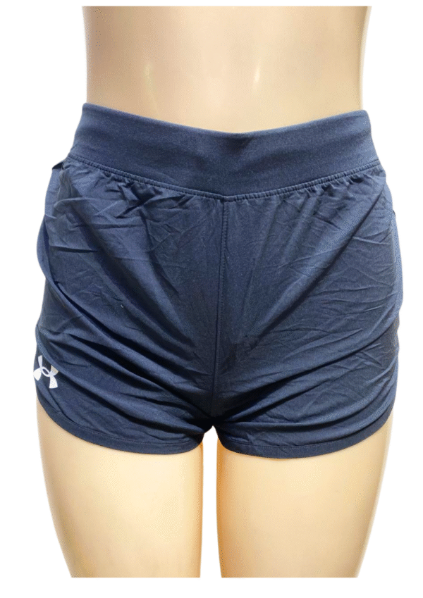 Short Negro, Nuevo ,Medidas 39cm de ancho y 24cm de largo, Marca UNDER AMOUR, Talla XL