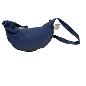 Bolso de hombro redondo mini de Uniqlo, Medidas 30cm de ancho y 22cm de largo