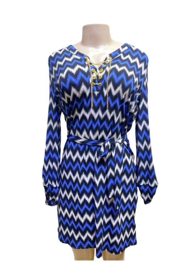 Vestido Azul con Blanco y Negro, Medidas 51cm de ancho y 98cm de largo, Marca MICHAEL KORS, Talla M