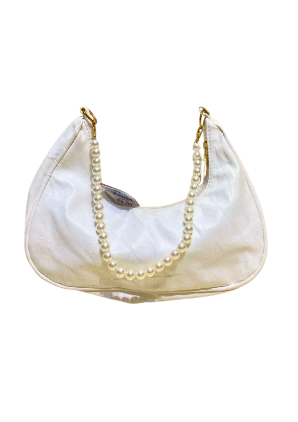 Cartera Blanca, Medidas 27cm de ancho y 20cm de largo