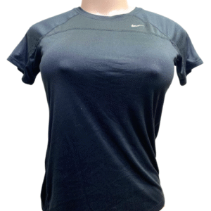 Blusa Deportiva Negra, Medidas 42cm de ancho y 58cm de largo, Marca DRI-FIT, Talla L