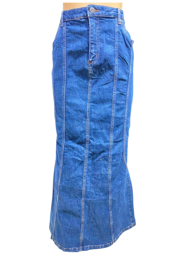 Falda Jeans Larga, Medidas 41cm de ancho y 102cm de largo, Marca COTTON:ON, Talla 10