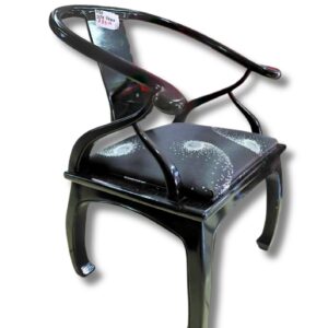 silla negra , Medidas 47cm de profundo, 66cm de ancho, 89cm de alto