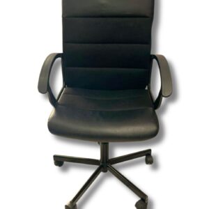 Silla giratoria Negra, largo 60cm, de ancho 50cm y de alto 110cm