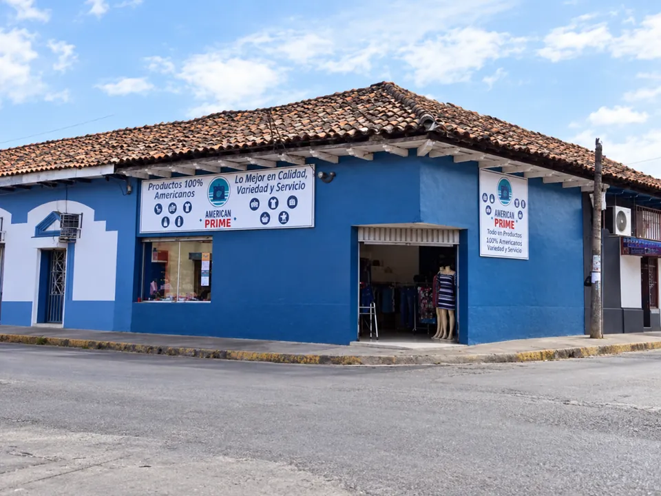 Fachada de la Sucursal Terminal de American Prime